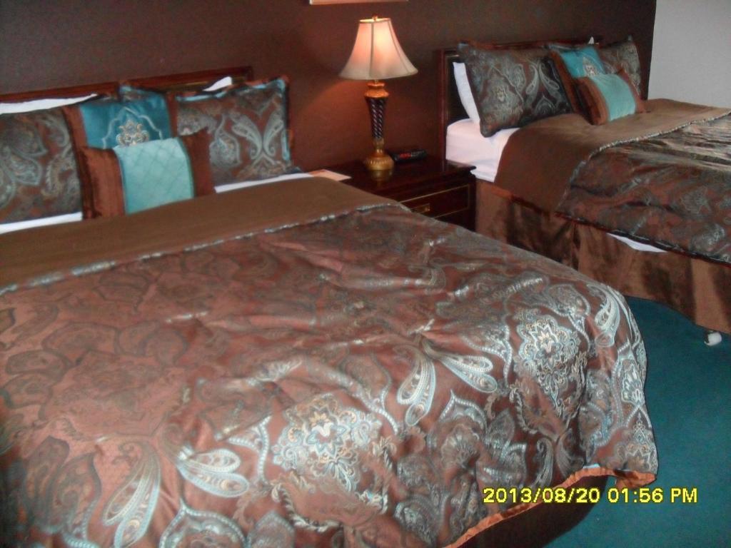 Bicentennial Inn Buckhannon Ruang foto
